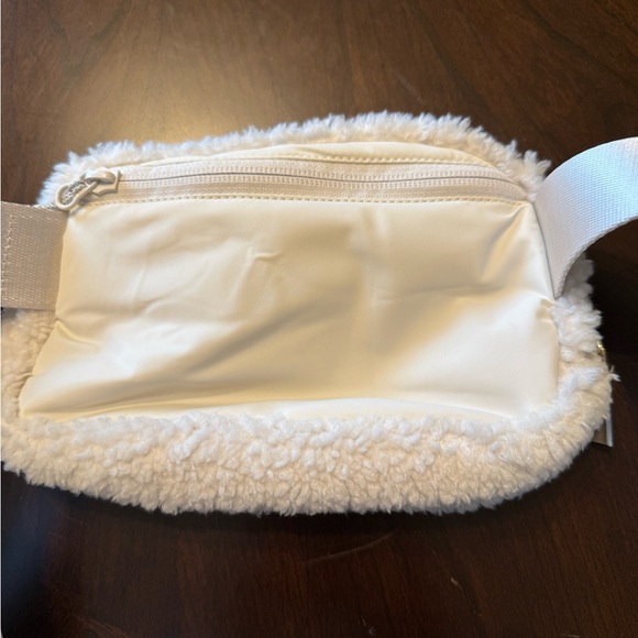 Lululemon Fleece Belt Bag - Picture 2 of 4